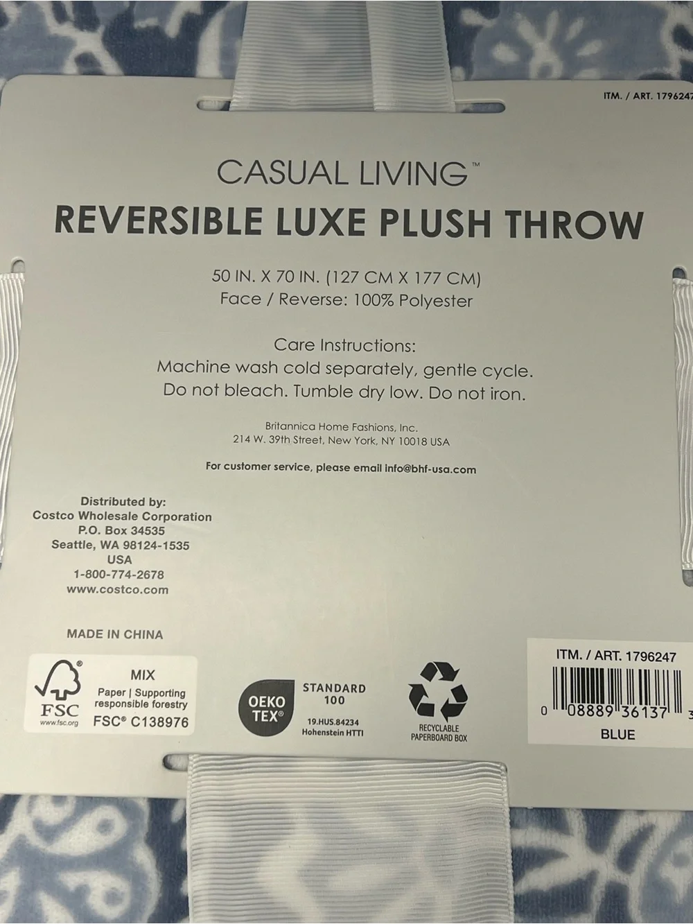 Casual Living Reversible Luxe Plush Throw